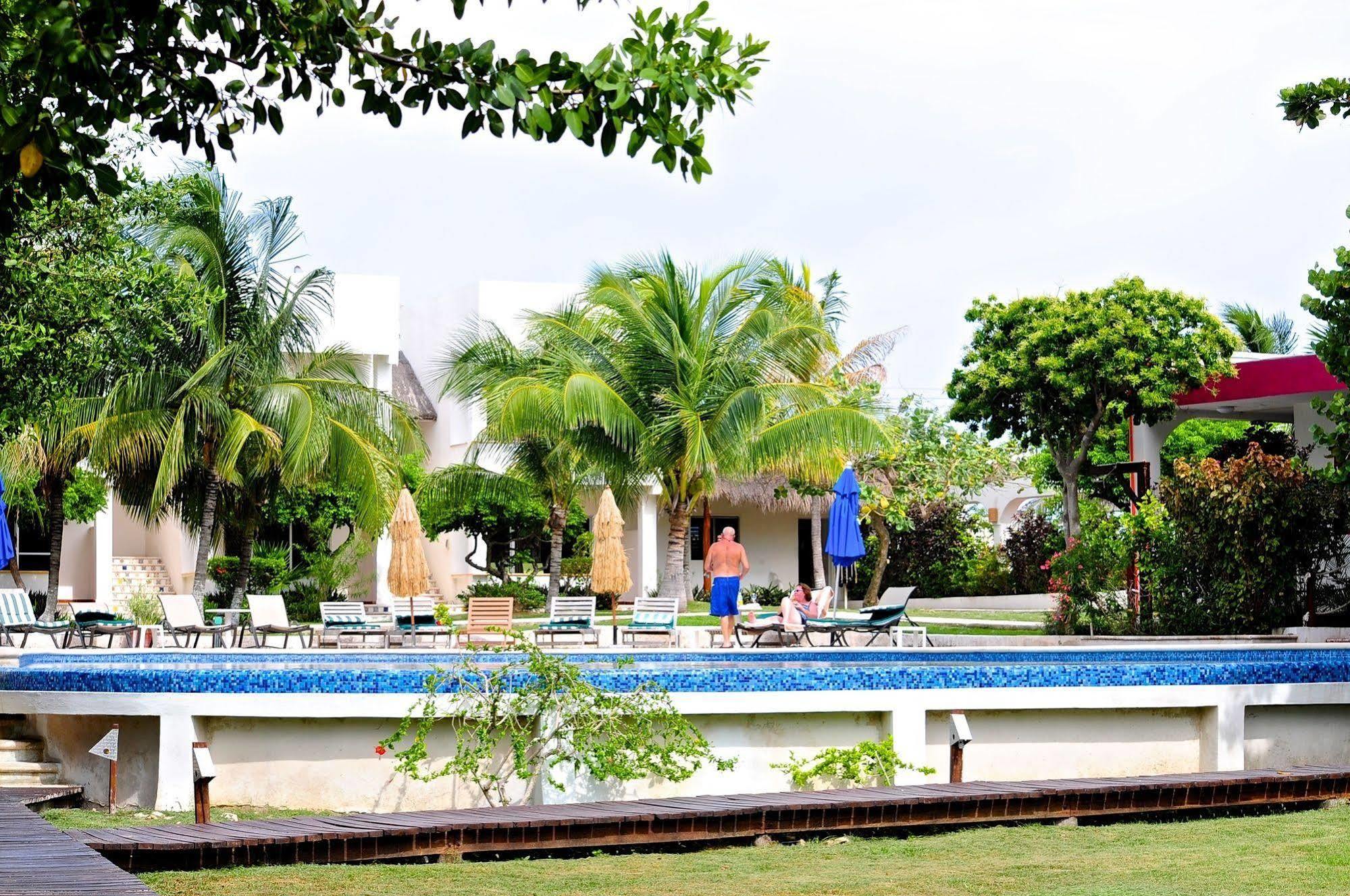 Marina Paraiso Isla Mujeres Hotel Exteriör bild